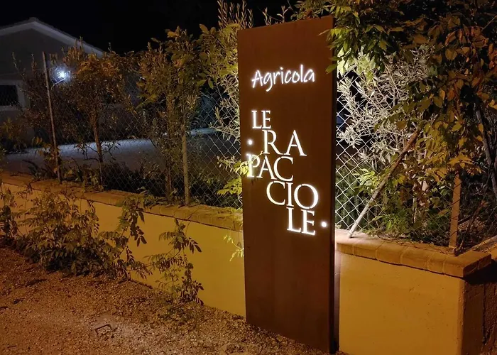 Le Rapacciole Bed & Breakfast 4*